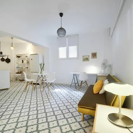 Pangrati Hippest Studio *