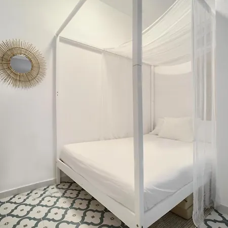 Pangrati Hippest Studio Apartment